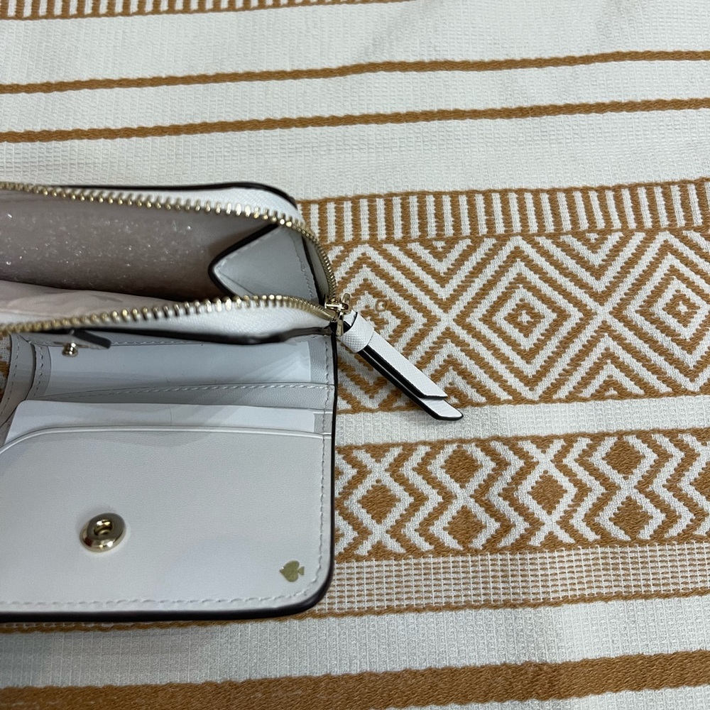 Kate Spade | Staci Zip Around Bi-Fold Wallet - Picture 7 of 8